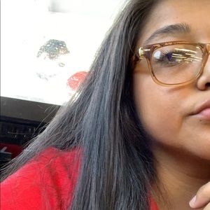 Meet your Posher, Lucy